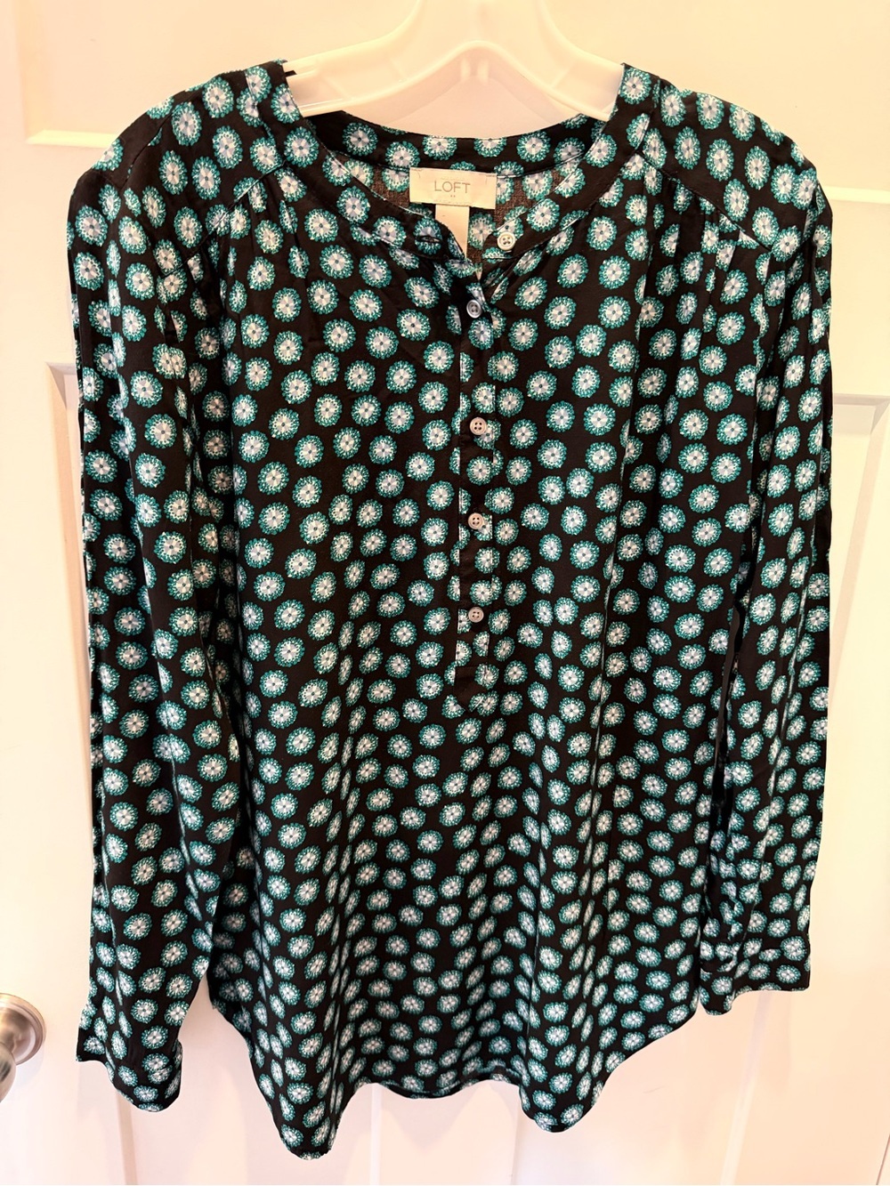 LOFT Medium Black Teal Floral Medallion Blouse Long Sleeve Button Front Top